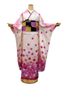 白色の桜柄、振袖レンタル　Ｓサイズ